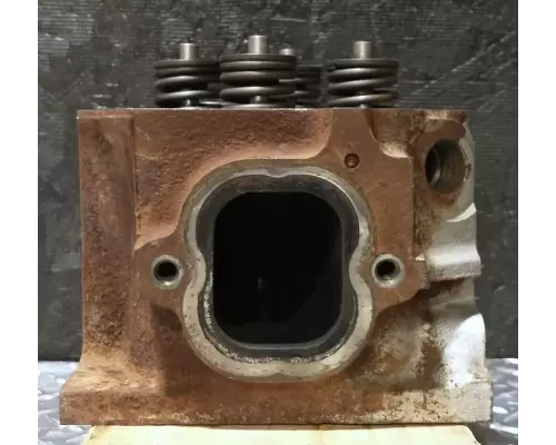 Mercedes OM460LA Cylinder Head