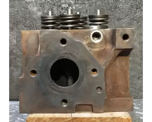 Mercedes OM460LA Cylinder Head