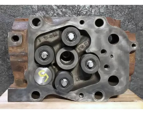 Mercedes OM460LA Cylinder Head