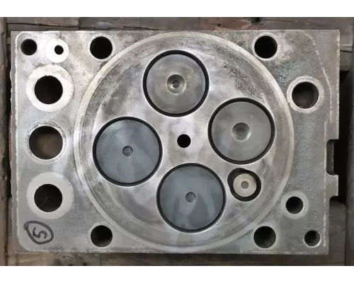 Mercedes OM460LA Cylinder Head