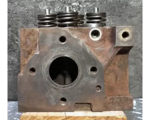 Mercedes OM460LA Cylinder Head