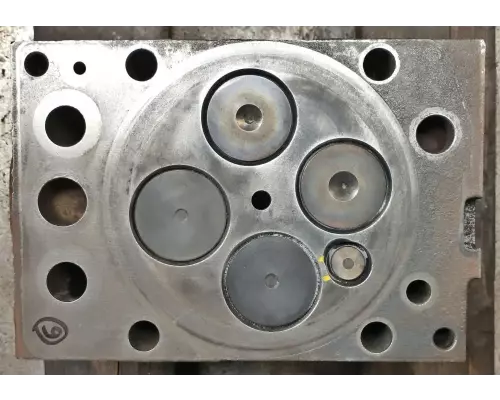 Mercedes OM460LA Cylinder Head