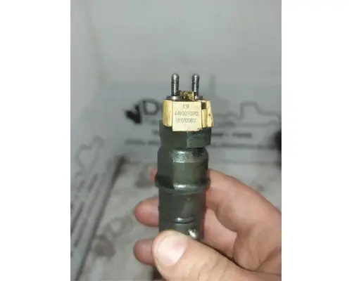 Mercedes OM460LA Fuel Injector