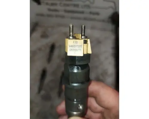 Mercedes OM460LA Fuel Injector