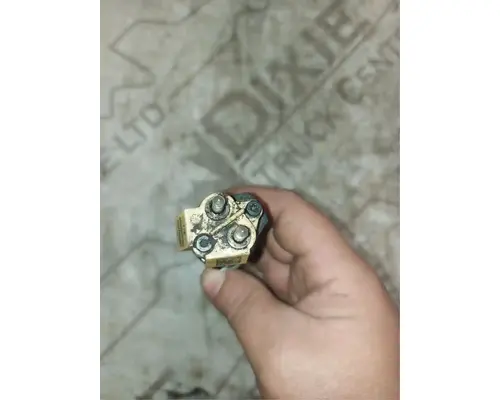 Mercedes OM460LA Fuel Injector