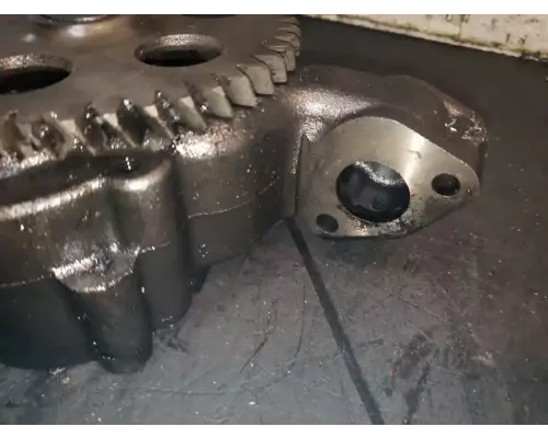 Mercedes OM460 Oil Pump