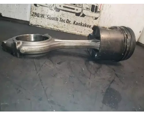 Mercedes OM460 Piston