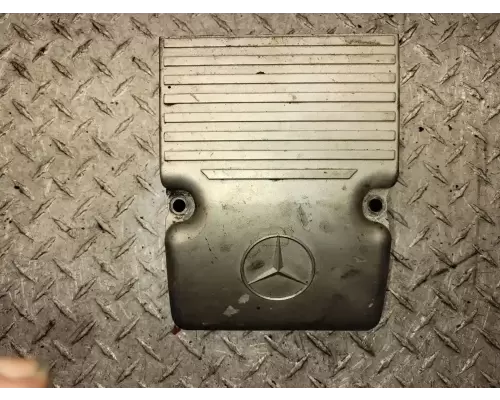 Mercedes OM460 Valve Cover