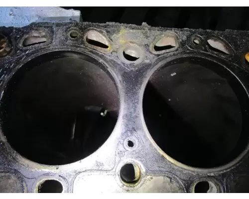 Mercedes OM904LA Cylinder Block