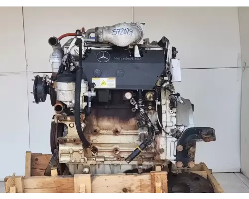 Mercedes OM904LA Engine Assembly