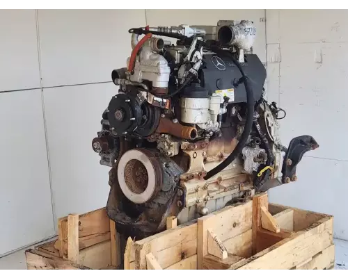 Mercedes OM904LA Engine Assembly