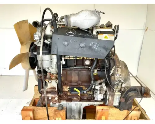Mercedes OM904LA Engine Assembly