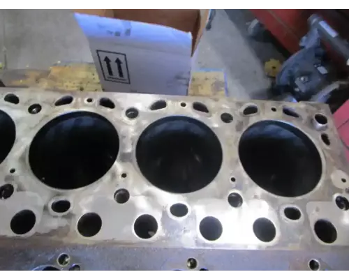 Mercedes OM906LA Cylinder Block