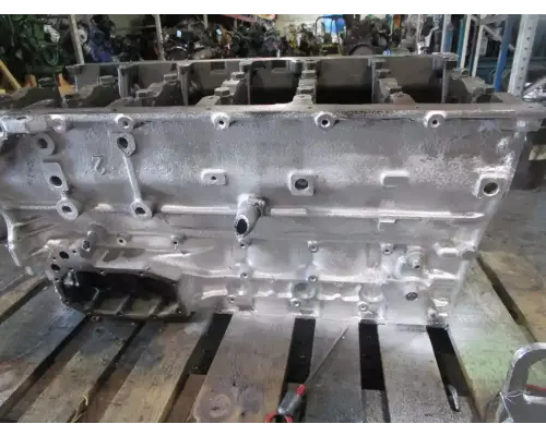 Mercedes OM906LA Cylinder Block