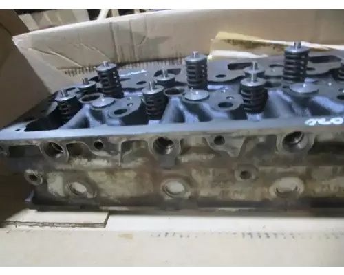 Mercedes OM906LA Cylinder Head