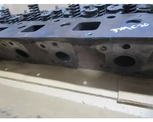 Mercedes OM906LA Cylinder Head