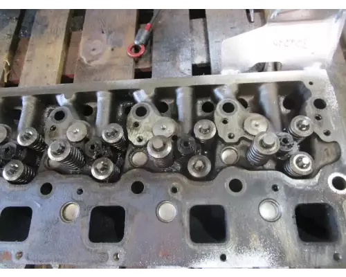 Mercedes OM906LA Cylinder Head