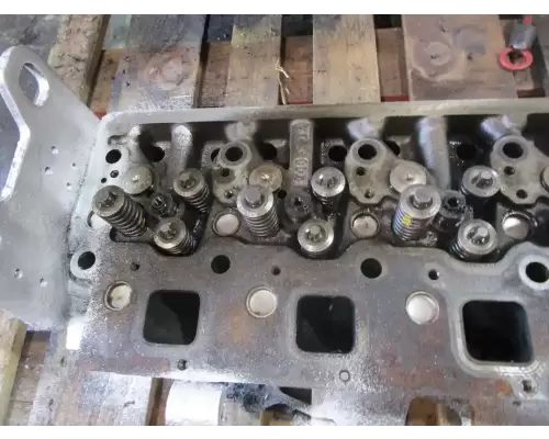 Mercedes OM906LA Cylinder Head