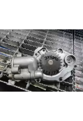 Mercedes OM906LA Oil Pump