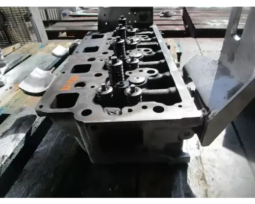 Mercedes OM924 Cylinder Head