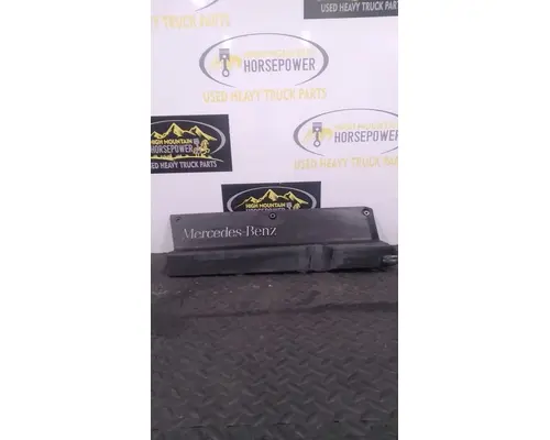 Valve Cover MERCEDES OM460LA High Mountain Horsepower