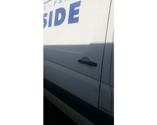 Mercedes SPRINTER 2500 Door Assembly, Front
