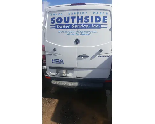 Mercedes SPRINTER 2500 Door Assembly, Front