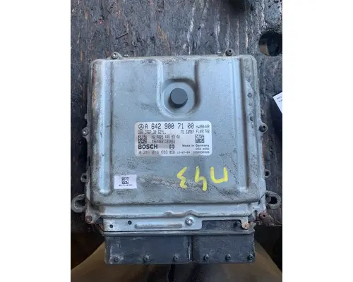 ECM MERCEDES Sprinter Truck Salvage International Inc