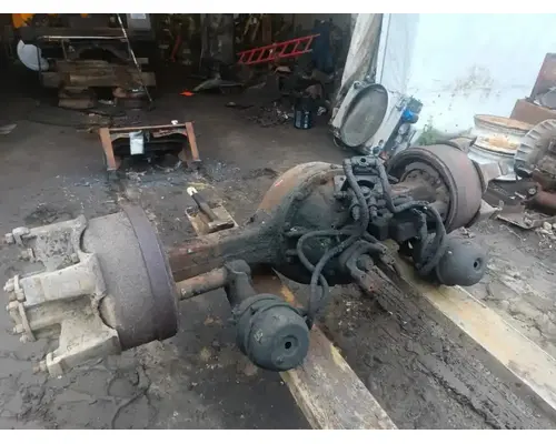 Meritor/Rockwell 23000 Axle Assembly, Rear