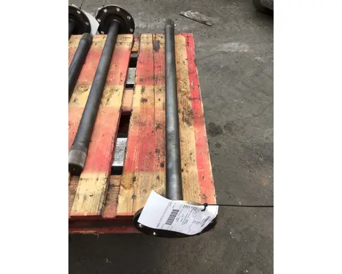 Axle Shaft MERITOR-ROCKWELL 3206Y1351 LKQ KC Truck Parts - Inland Empire
