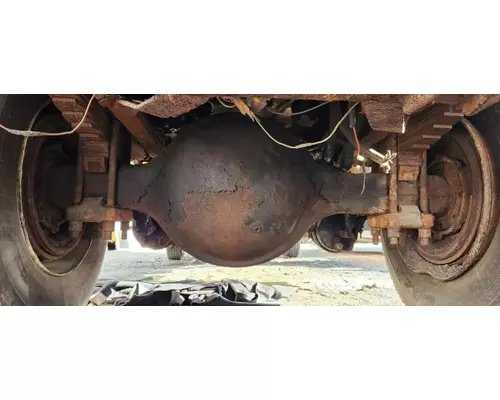 Meritor/Rockwell A3200P1706 Axle Assembly, Rear