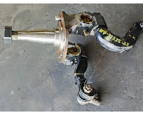 Meritor/Rockwell FF967 SpindleKnuckle, Front