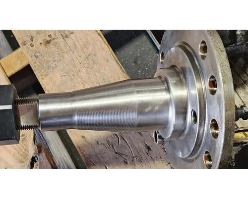 Meritor/Rockwell FF967 SpindleKnuckle, Front