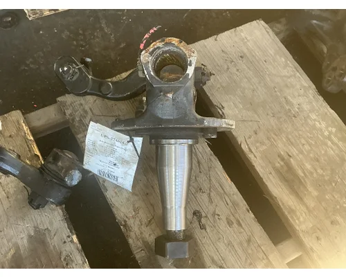 Meritor/Rockwell FF967 Spindle/Knuckle, Front