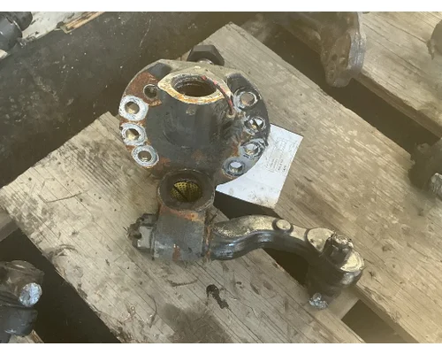 Meritor/Rockwell FF967 SpindleKnuckle, Front