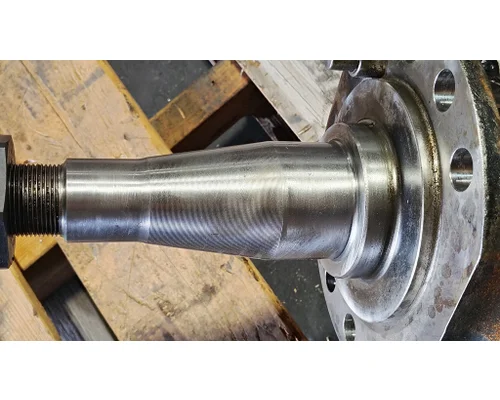 Meritor/Rockwell FF967 SpindleKnuckle, Front