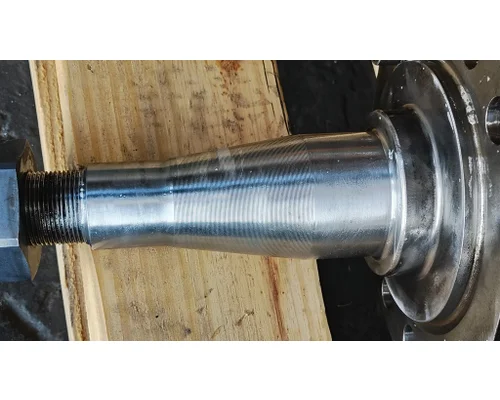 Meritor/Rockwell FF967 SpindleKnuckle, Front