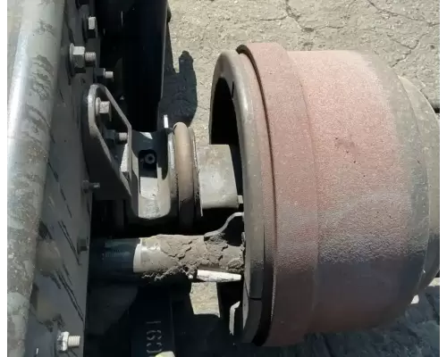 Meritor/Rockwell MD2014X Axle Housing (Front)