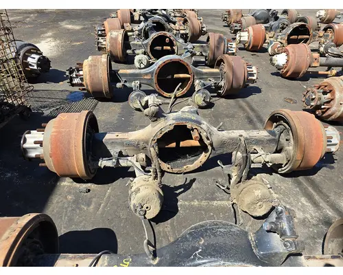 Meritor/Rockwell MD2014X Axle Housings (Front)