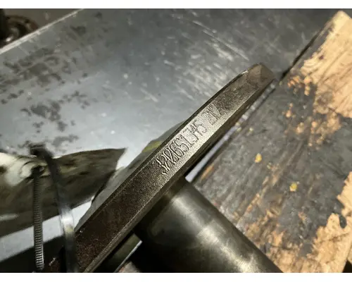Meritor/Rockwell MD2014X Axle Shaft