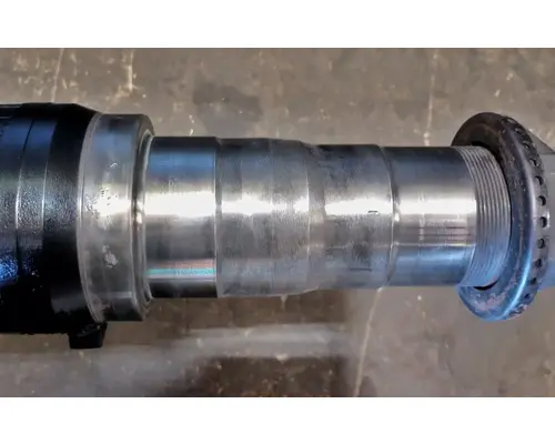 Meritor/Rockwell ME20165 Axle Housings (Rear)