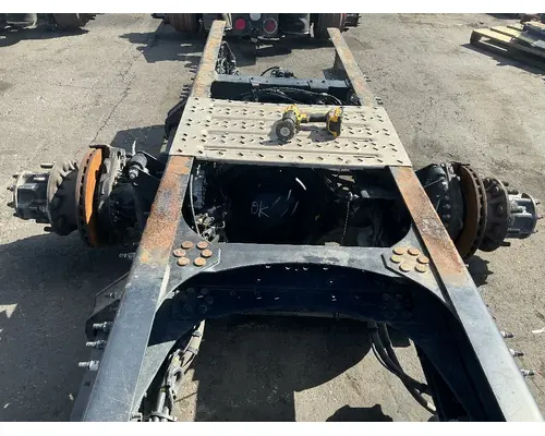 Meritor/Rockwell ME20165 Axle Housings (Rear)