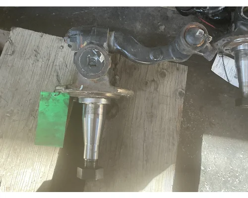 Meritor/Rockwell MFS13123A SpindleKnuckle, Front