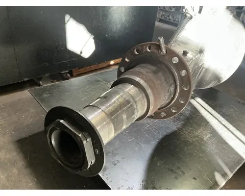 Meritor/Rockwell MR2014X Axle Housings (Rear)