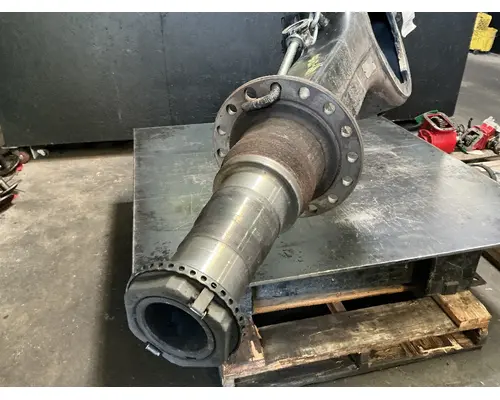 Meritor/Rockwell MR2014X Axle Housings (Rear)