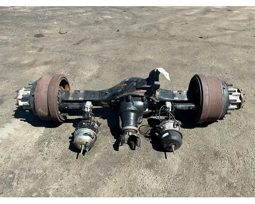Meritor/Rockwell MR2014X Axle Housings (Rear)