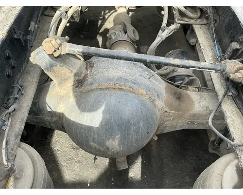 Meritor/Rockwell MR2014X Axle Housings (Rear)
