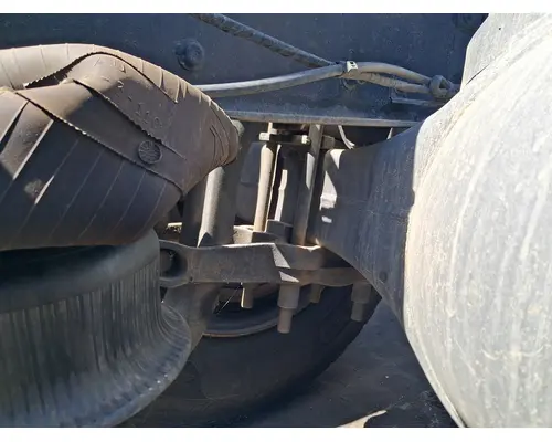 Meritor/Rockwell MR2014X Axle Housings (Rear)