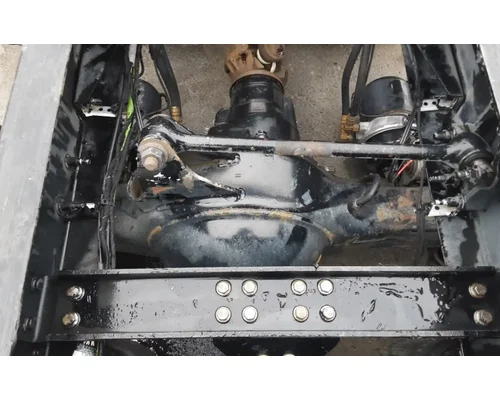 Meritor/Rockwell MR2014X Axle Housings (Rear)