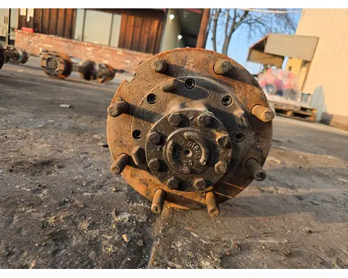 Meritor/Rockwell MS12113 Axle Housings (Rear)